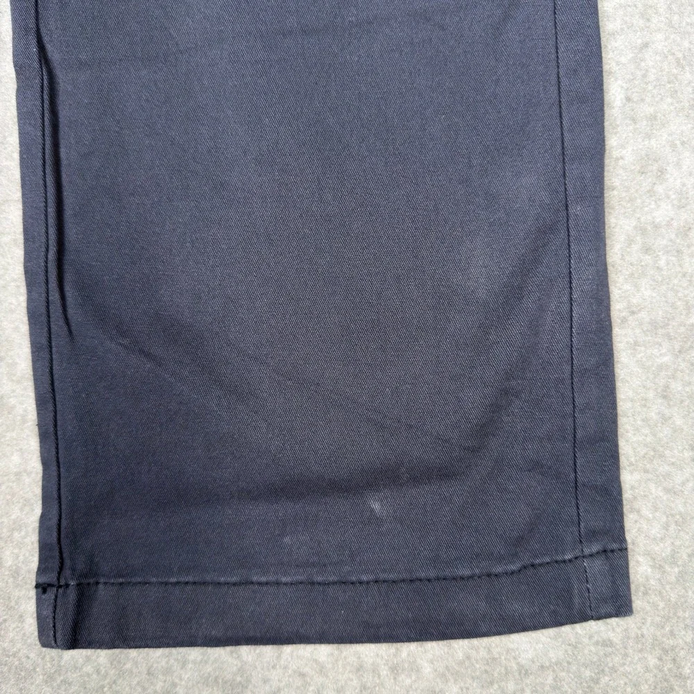Old Navy 33x30 Straight Built-In Flex Navy Chino Pants Preppy Business Casual